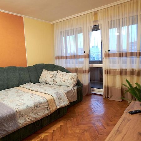 Babylon Apartments On Maidan Rivne Eksteriør billede